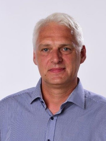  Karsten Hallmann